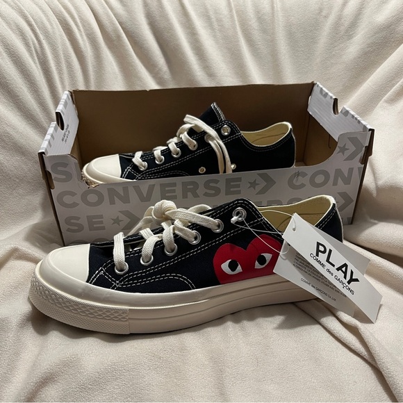 Comme Des Garcons Play Chuck 70 Low-Top Sneakers Size Womens 9 NWT - Picture 3 of 11